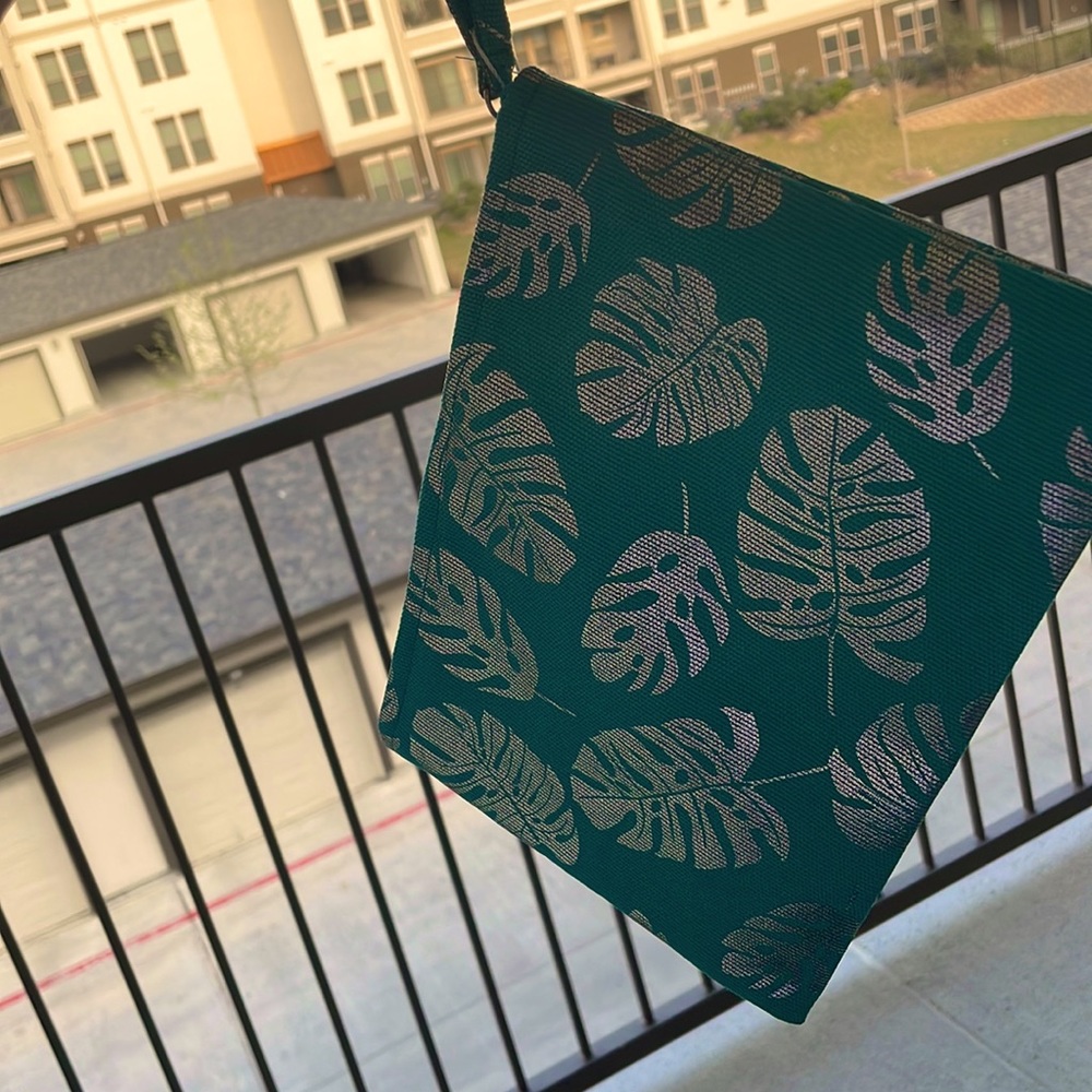 Great bag for summer or spring